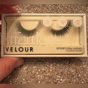 Velour Effortless Lashes - Black